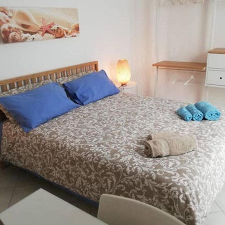 Casa A 100Mt Mare Apartment Pozzallo Exterior photo